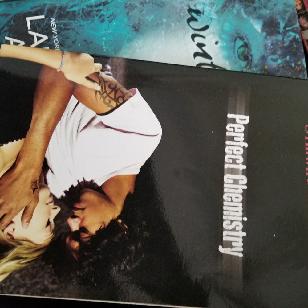 Books - Picture 8 of 8